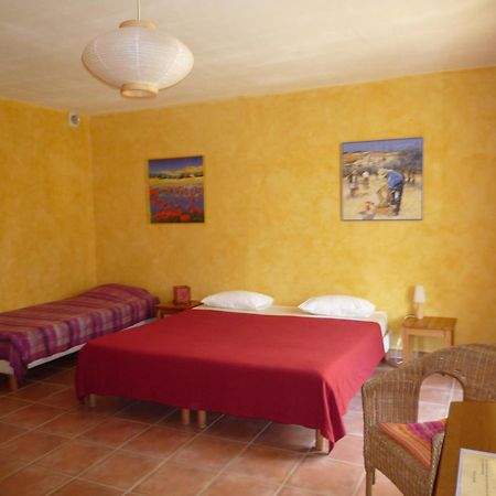 La Ferme Du Petit Segries Bed And Breakfast Мустие Сен Мари Екстериор снимка
