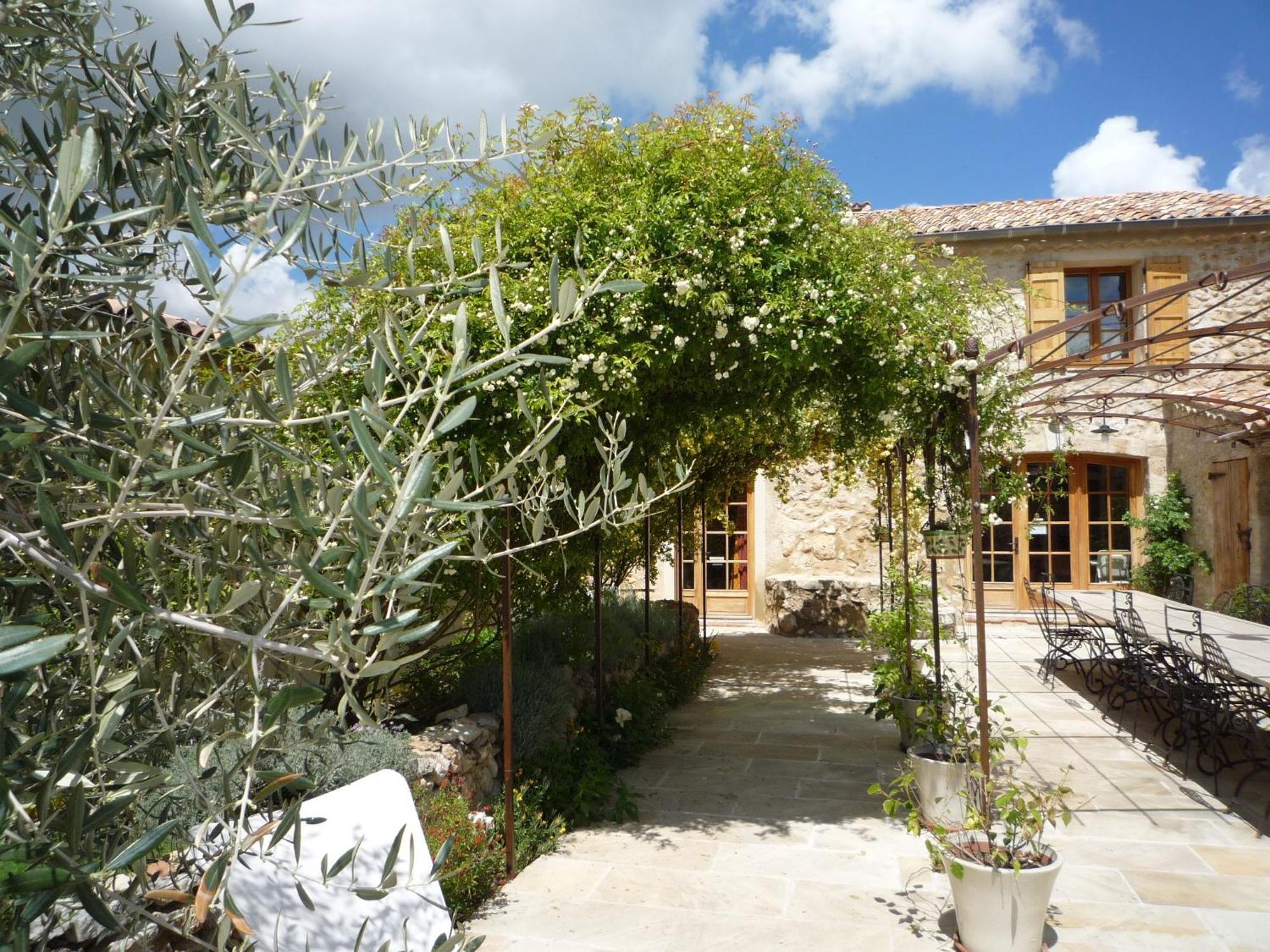 La Ferme Du Petit Segries Bed And Breakfast Мустие Сен Мари Екстериор снимка