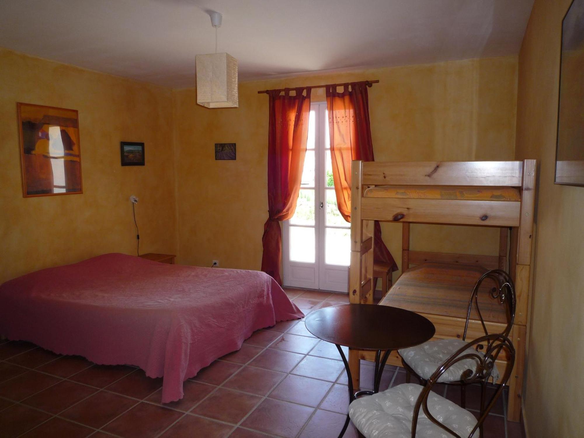 La Ferme Du Petit Segries Bed And Breakfast Мустие Сен Мари Стая снимка
