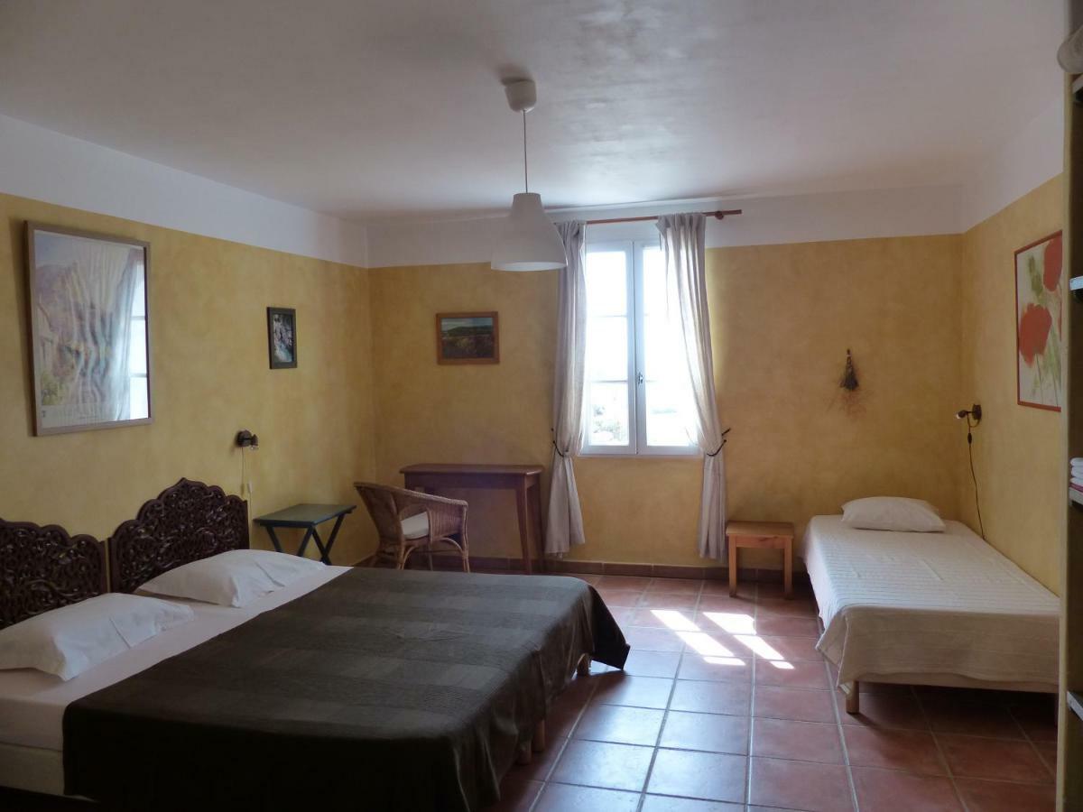 La Ferme Du Petit Segries Bed And Breakfast Мустие Сен Мари Екстериор снимка